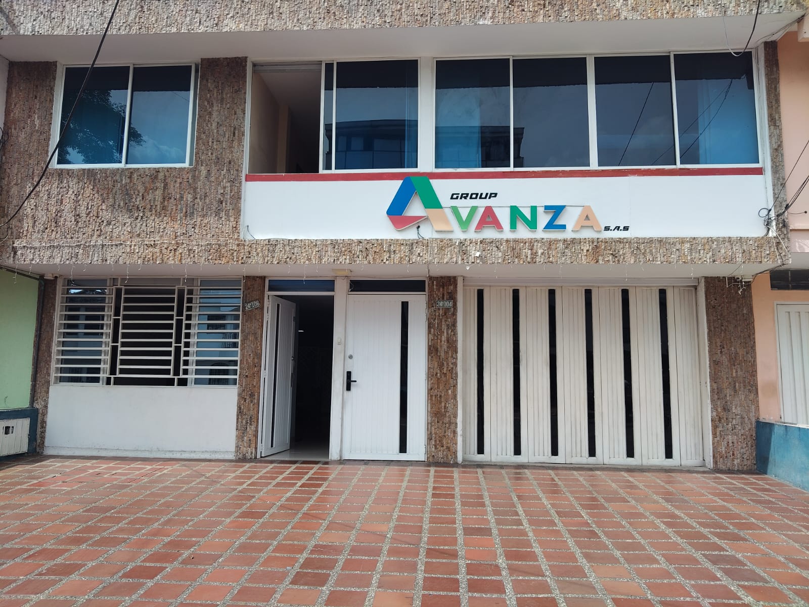 Casa Comercial San Vicente — Hostal Avanza